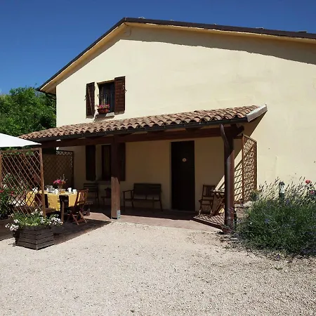 Nyaraló Peaceful Farmhouse In With Swimming Pool *