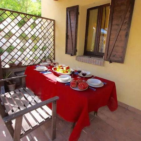 Nyaraló Peaceful Farmhouse In With Swimming Pool *