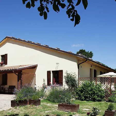 Peaceful Farmhouse In With Swimming Pool *